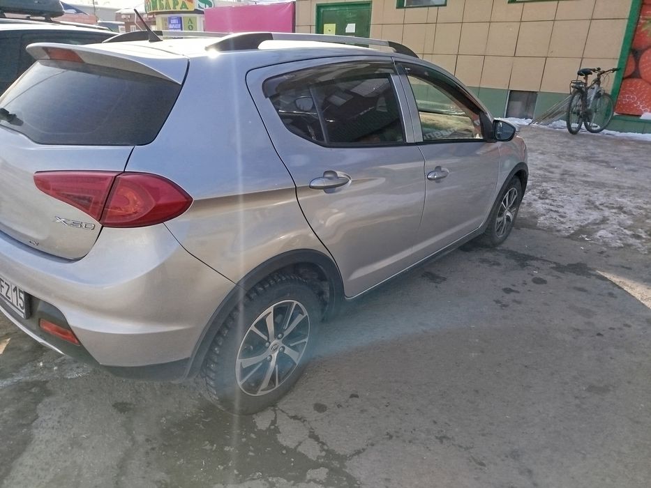 Продам машину Лифан х50