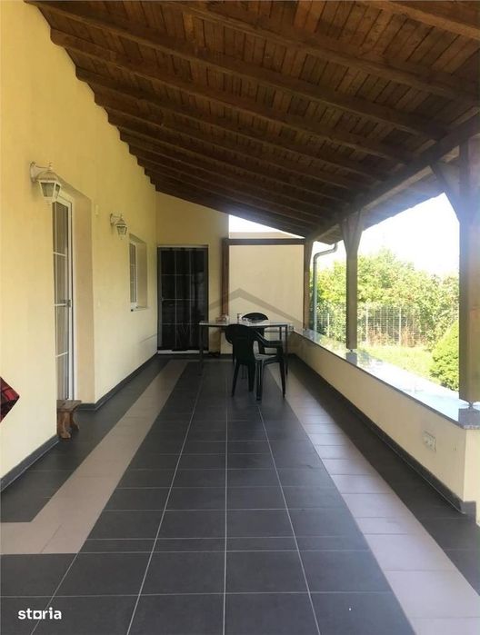 EXCLUSIVITATE ! Casa pe 3 etaje de vanzare in Cenad la pret de apartam
