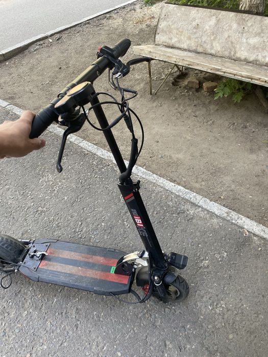 продам электросамокат