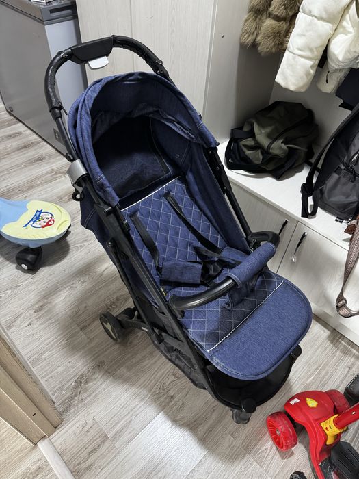 Коляска в хорошем состоянии