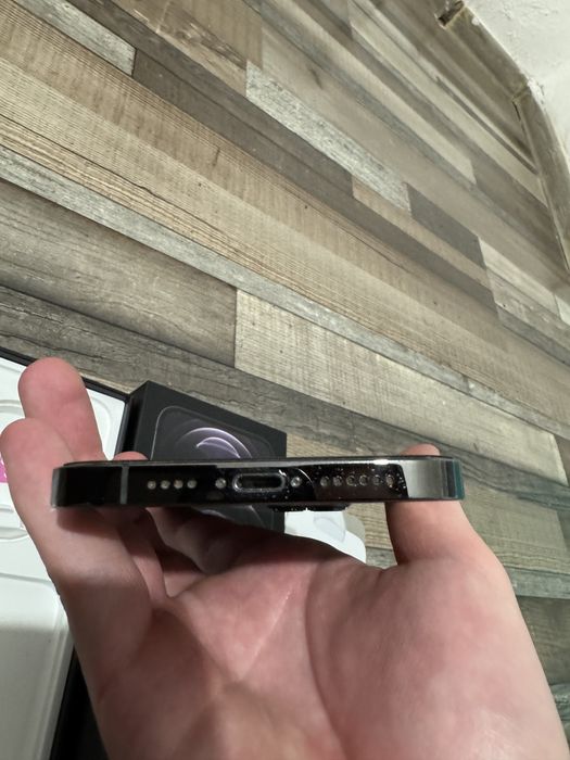 Vand sau schimb Iphone 12 pro max