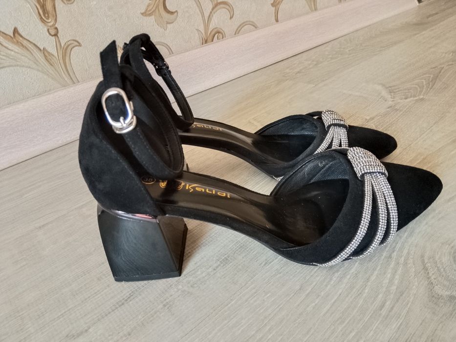 Продам одевала 1раз