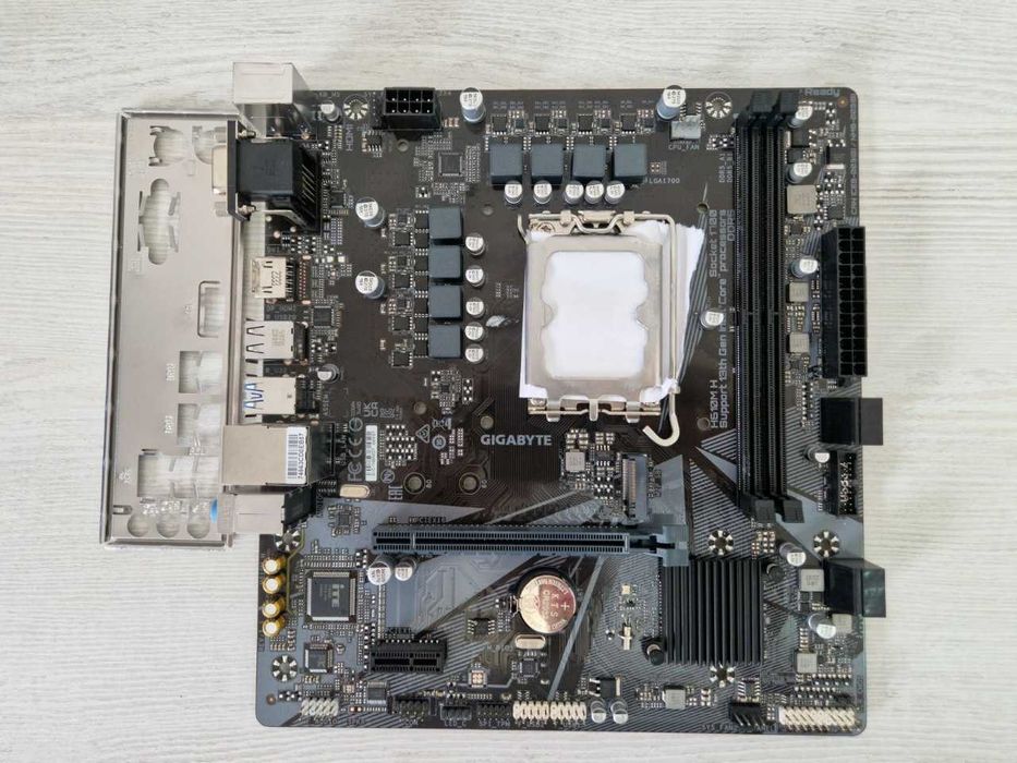 Материнская плата Gigabyte H610M DDR5 — Современная скорость LGA 1700