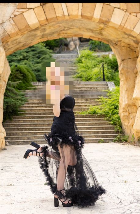 Черна официална рокля