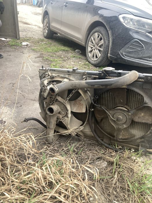 Продам радиатор mitsubishi diamante