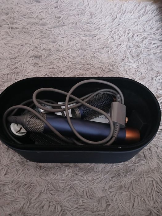 Dyson продажа 200.000