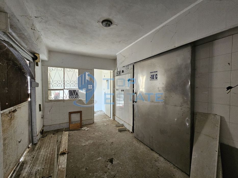 Продава се Промишлена сграда в с. Морава, Област Велико Търново - 486 кв.м за 100 €/кв.м - Снимка #8