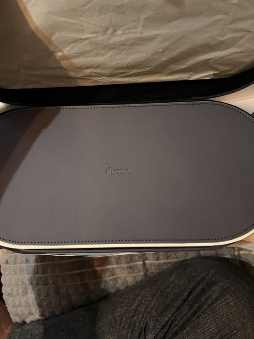 Продам Dyson оригинал