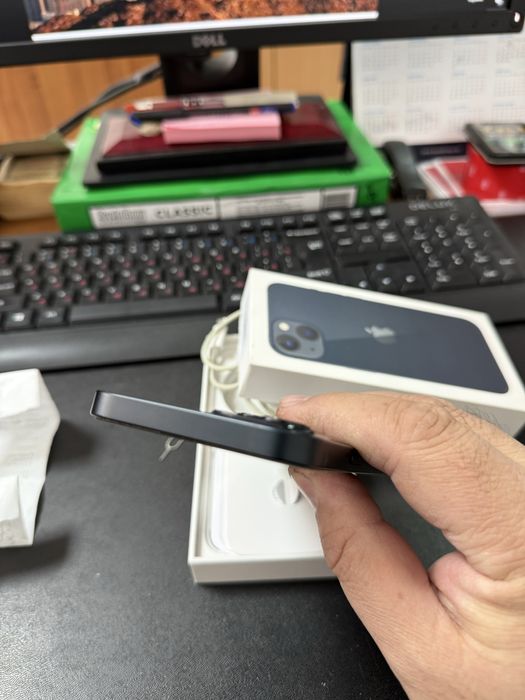 Айфон 13 в идеальном состоянии