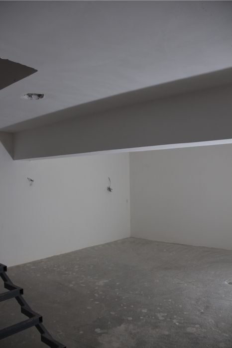 Дом с высокими потолками (4 метра)