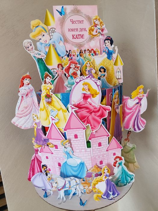 Торта за 30 деца ( 30 книжки,30 молива и 30 пастели)