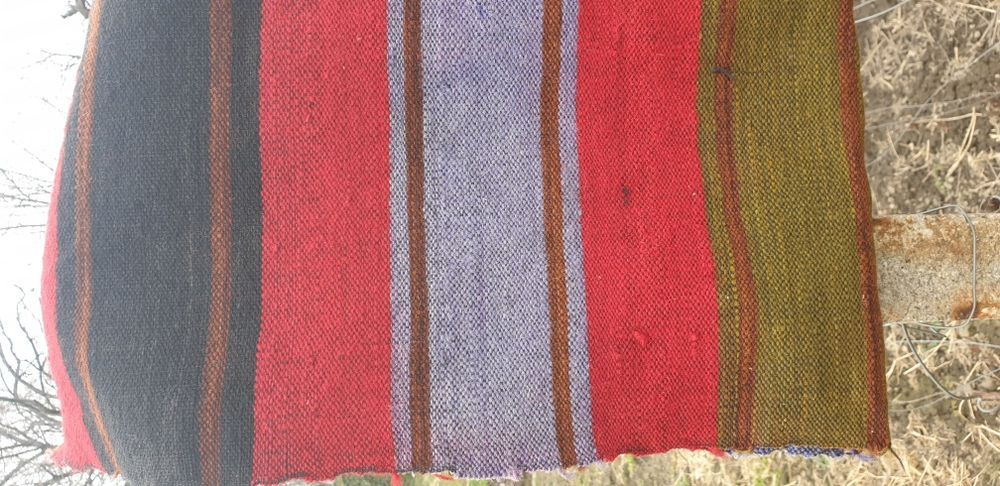 Тъкани пътеки и килими