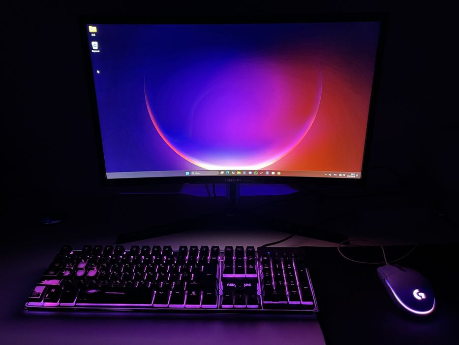 Готовый игровой компьютер с девайсами в подарок