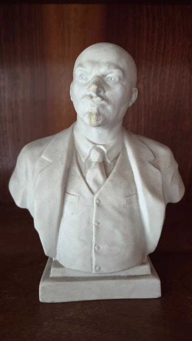 Гипсов бюст на Ленин, и комунистически сувенир от Москва от 80-те години