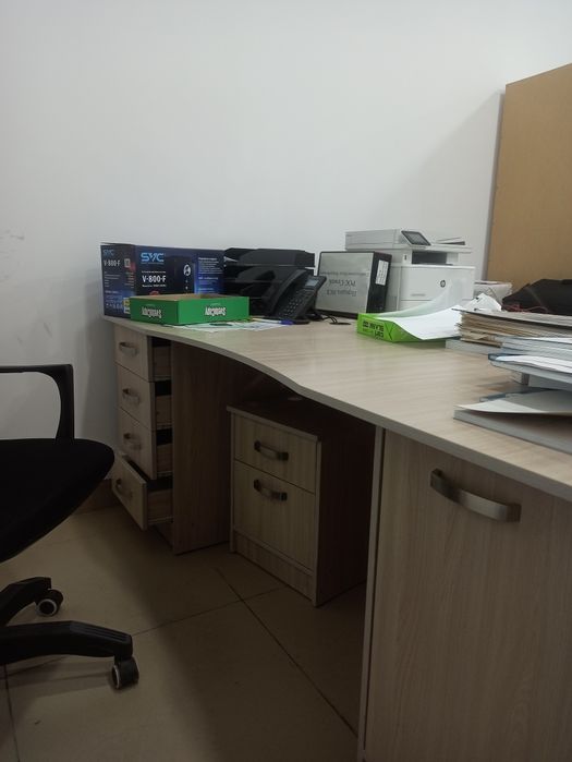Офисная мебель и орг техника