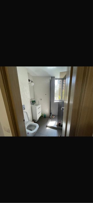 Inchiriez apartament 3 camere