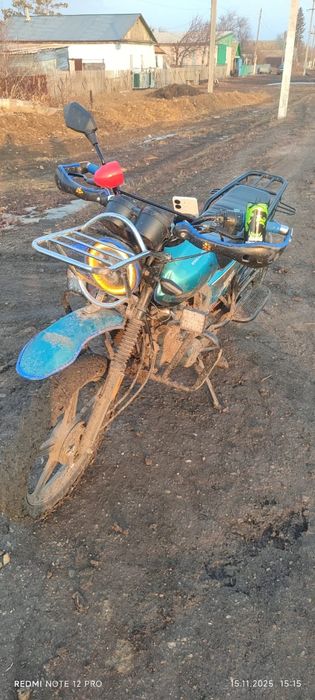 Мотоцикл Suzuki gsx 250cc