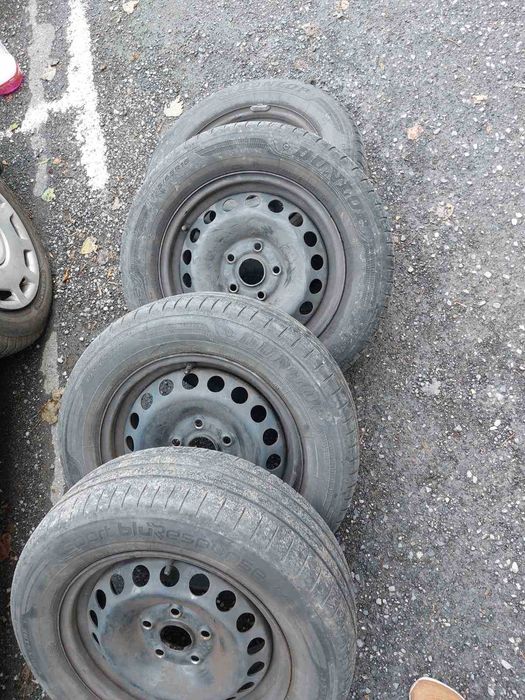 4 броя летни гуми с джанти 15-ки Фолксфаген/Ауди/Шкода/Сеат