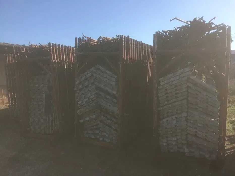 Schelă metalică de închiriat cu montaj autorizat la cerere