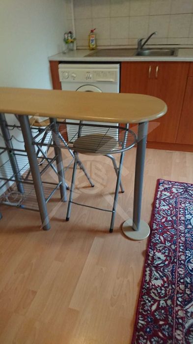 Дава се под наем Едностаен апартамент в Пловдив, Център - 36 кв.м за 250 € - Снимка #1