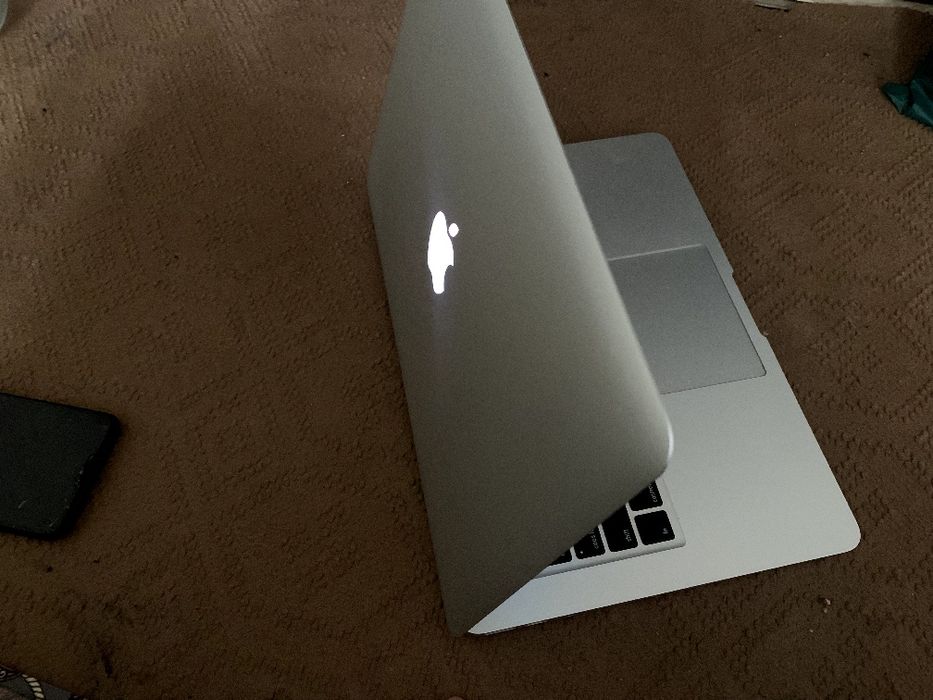 Macbook air  ideal