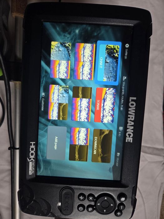 Sonar Lowrance hook reveal 9ts