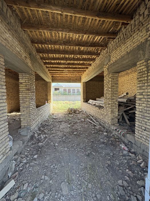 Ховли Сотилади Гунгон Махалласида  Жанубий саноат 15A