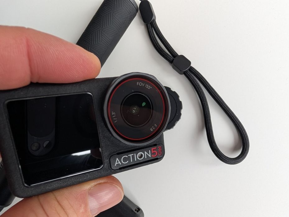 DJI Action 5 Pro Adventure Combo + Care Refresh