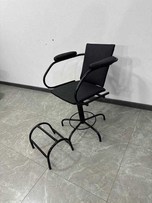 Sartarosh hona uchun kreslo sotiladi