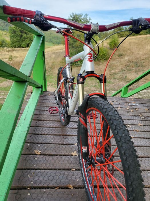 Bicicletă Focus Super Bud Pro