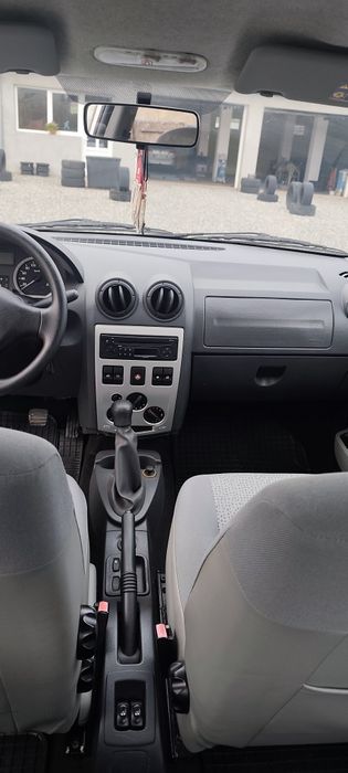 Dacia Logan 1.6 MPI