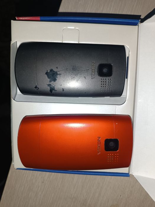 Нокия х2 с документами.