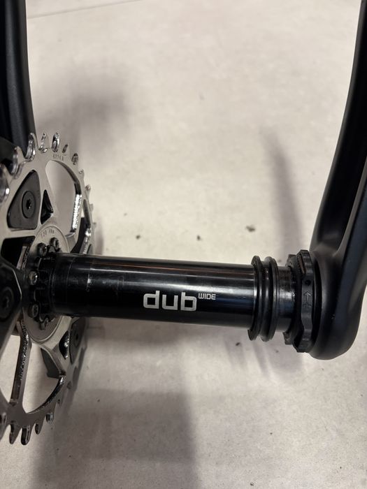 Angrenaj / pedalier SRAM 90 aproape nou