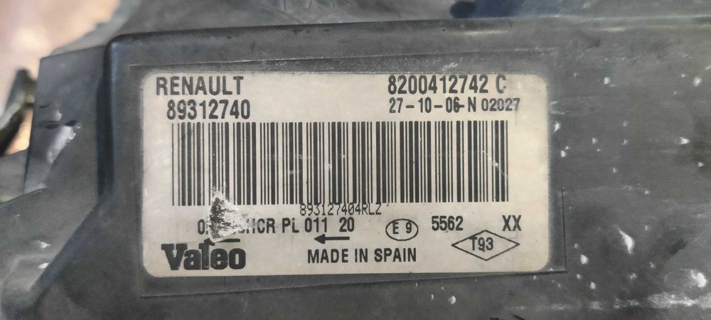 Комплект заводски Фарове Valeo за Рено Меган 2 фейслифт