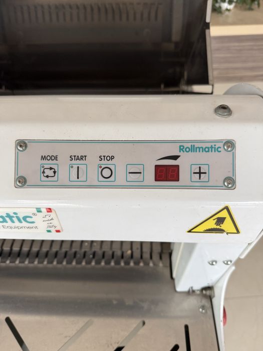 Vand Feliator de paine pentru brutarie/magazin