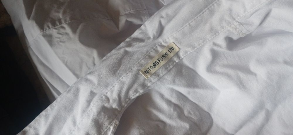 Школьные брюки и рубашки на мальчика