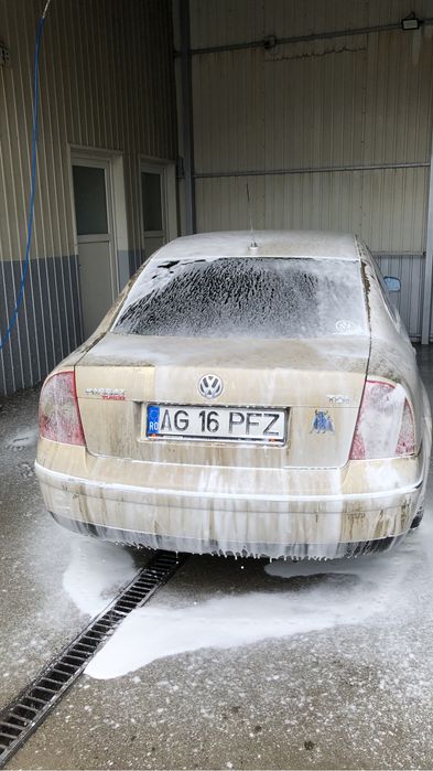 VOLKSWAGEN Passat 2002 — imagine 2