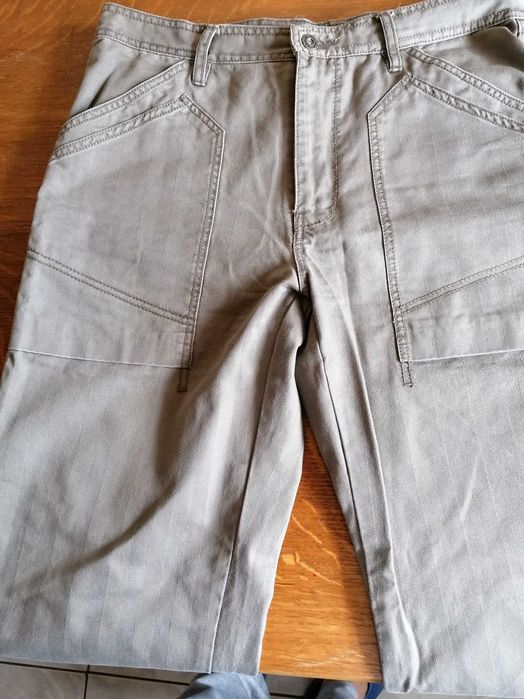 Pantaloni barbati "Esprit de Corp" noi