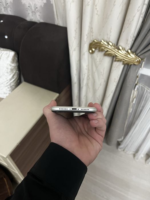 Продамм айфон 11