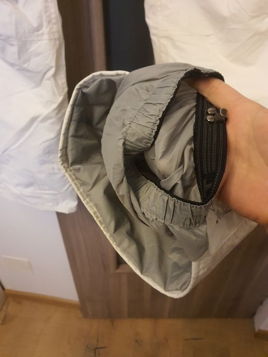 Pantaloni albi zăpadă, ski, snowboard. Pt fete mărime 176