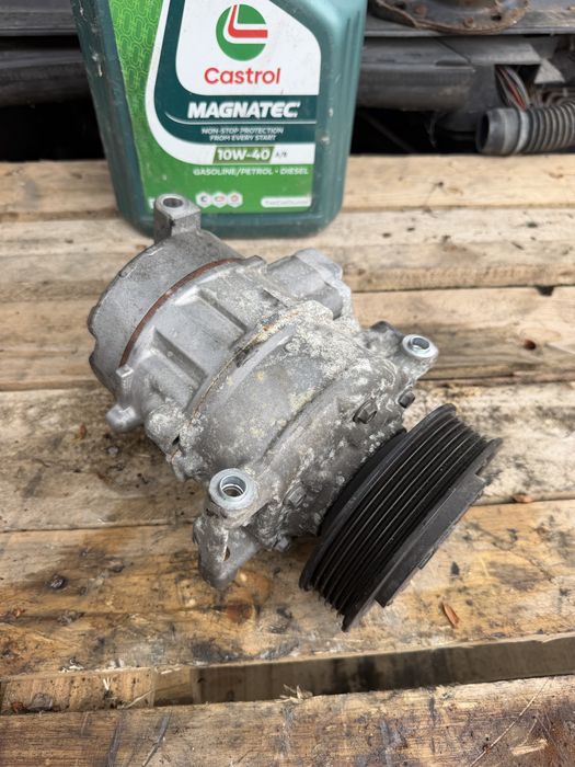 Оригинален компресор климатик 5N0820803F Denso 6SEU14C за VW Golf Passat Audi Skoda