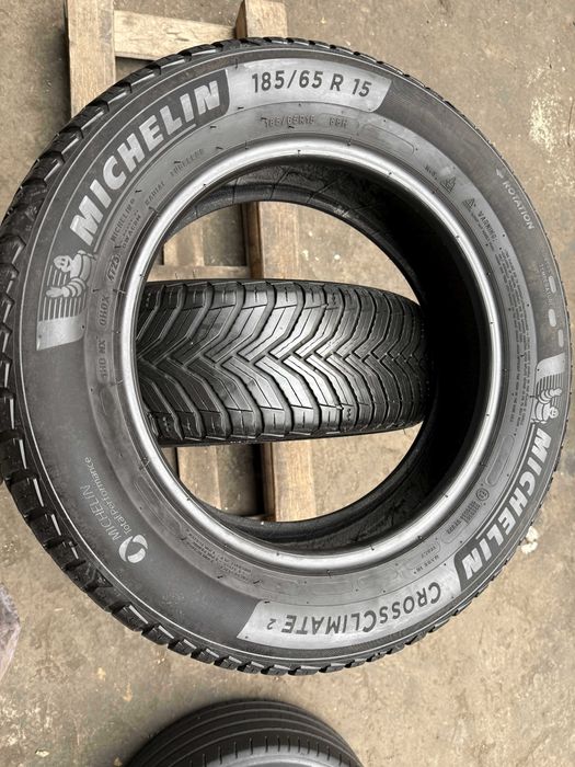 2x Anvelope Vara 185/65 R15 - Michelin Cross Climate 2