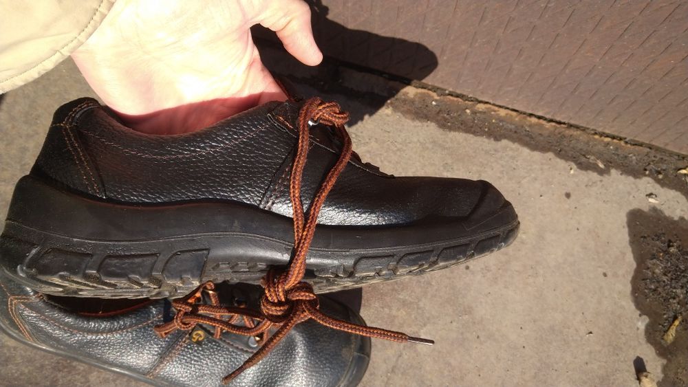 Обувь для работы