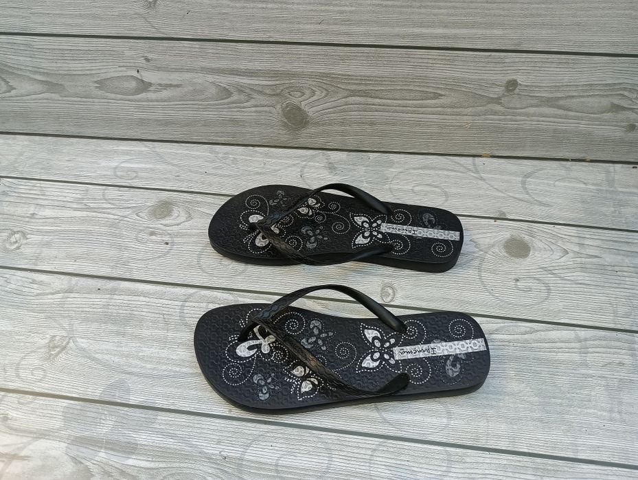 Ipanema Black N 37 чехли