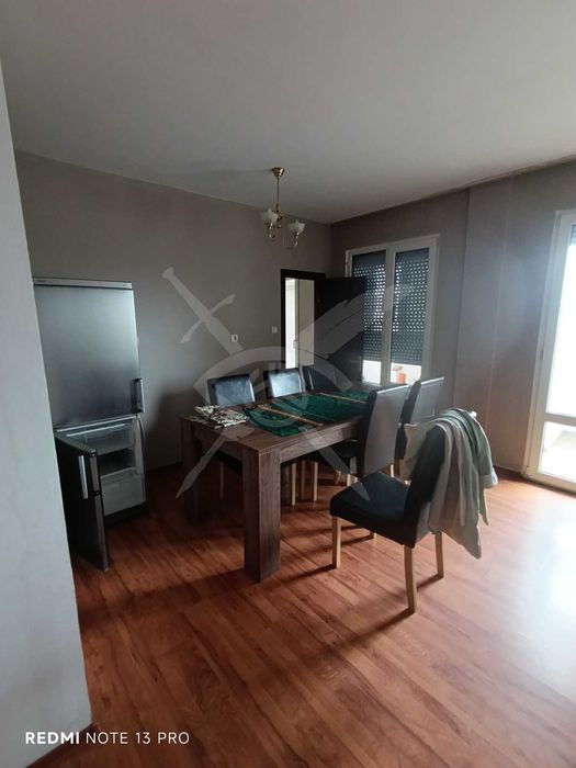 Дава се под наем Тристаен апартамент в Пловдив, Център - 138 кв.м за 548.25 € - Снимка #1