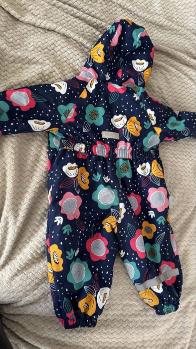 Детский комбинезон на весну