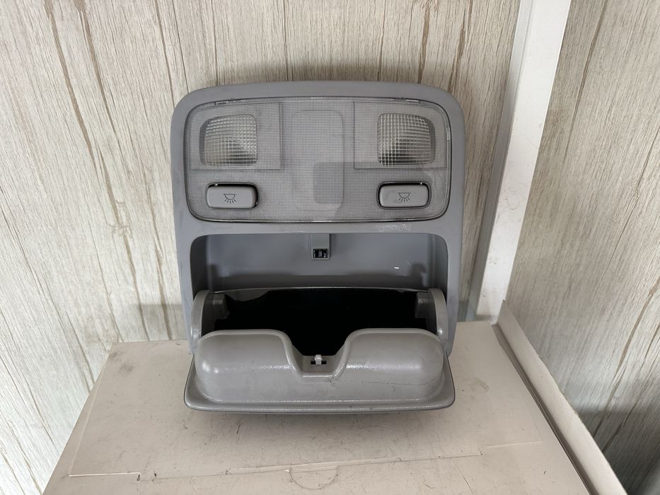 Плафон за Кия Спортидж 2004-2010!