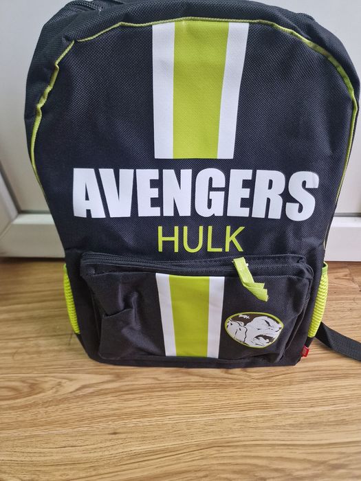 Ghiozdan Hulk pentru băieței