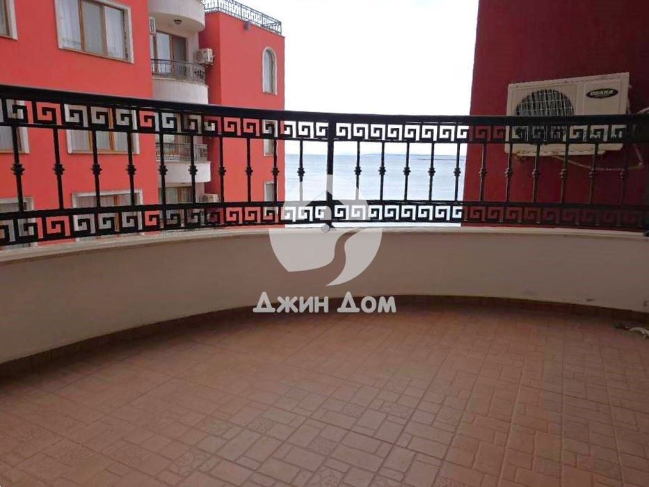 Продава се Тристаен апартамент в к.к. Елените - 87 кв.м за 2012 €/кв.м - Снимка #8