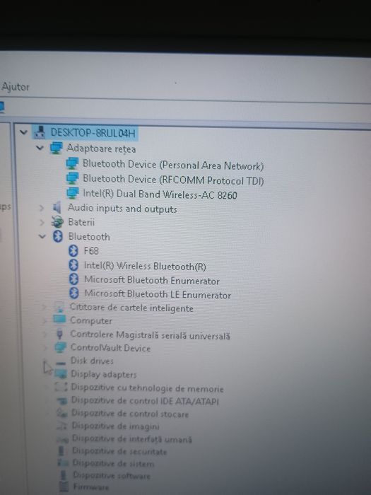 se vinde laptop ca nou